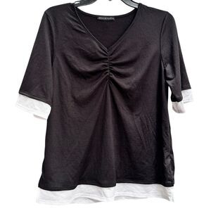Nally & Millie Black and White Scrunch Top - Size S - NWT